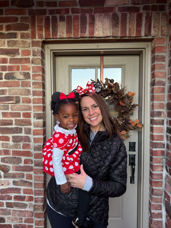 Olivia and Erin on Halloween